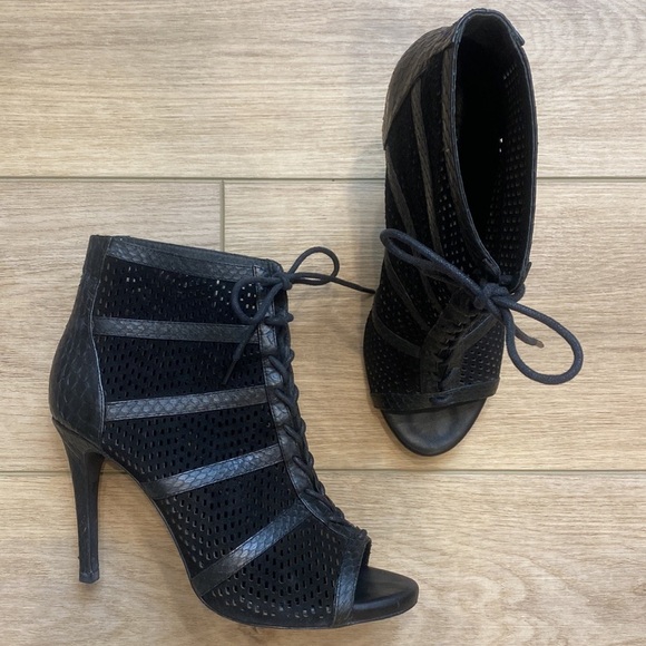Joie | Sharie | Black Laser Cut Snake Lace‎ Up Pumps - Picture 2 of 13
